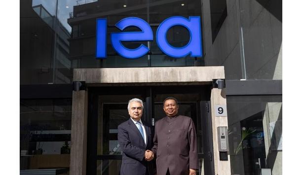 OPEC Secretary General Makes Official Visit To Paris To Meet With IEA Executive Director