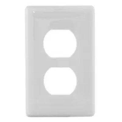 Bryant NPS8W White 1-Gang 1-Duplex Opening Snap-On Wallplate